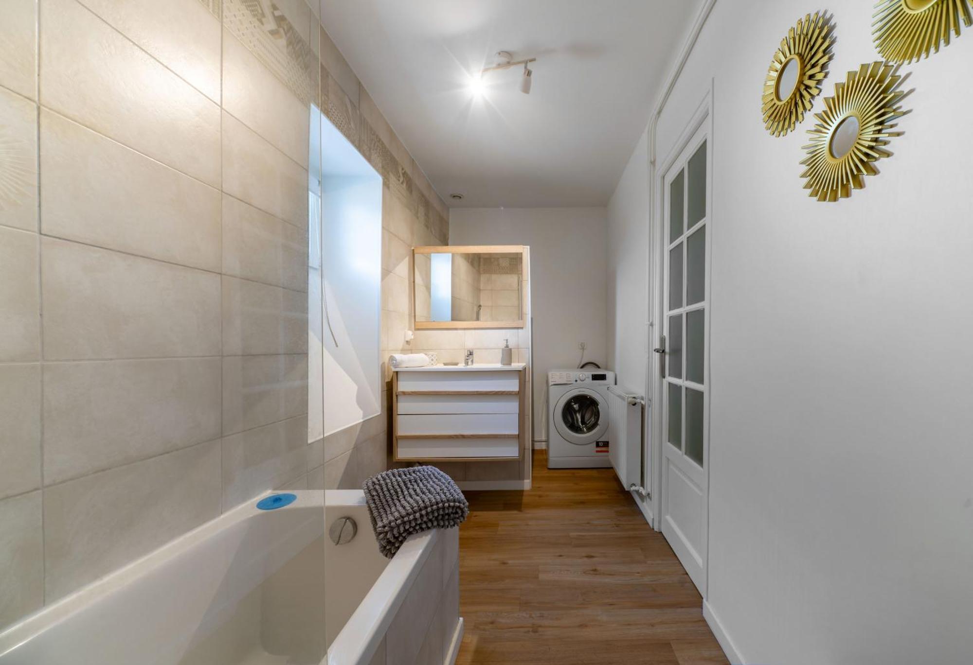 Le Celestin - Appartement 2 Chambres Avec Jardin En Centre Ville Vichy Ngoại thất bức ảnh