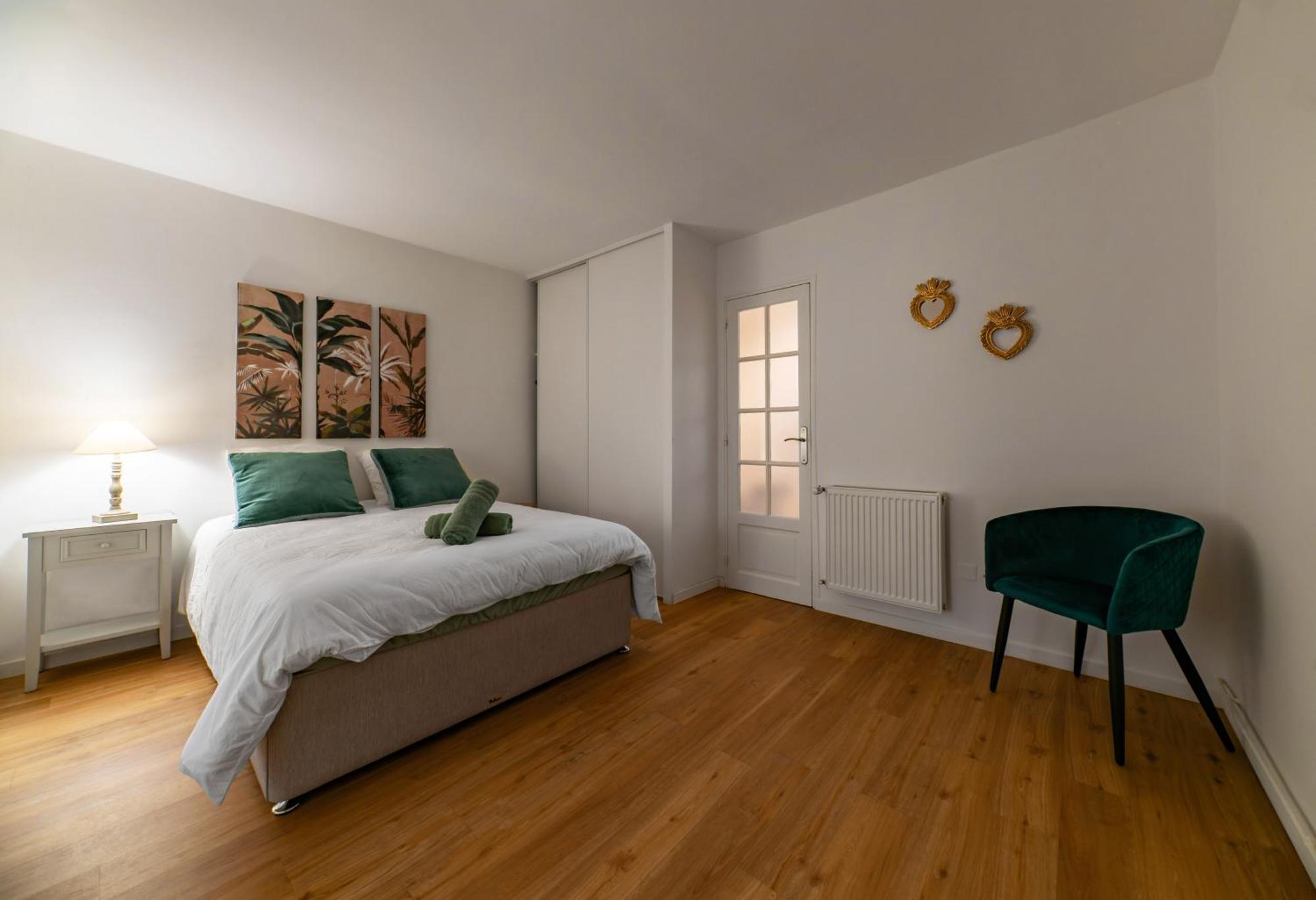 Le Celestin - Appartement 2 Chambres Avec Jardin En Centre Ville Vichy Ngoại thất bức ảnh
