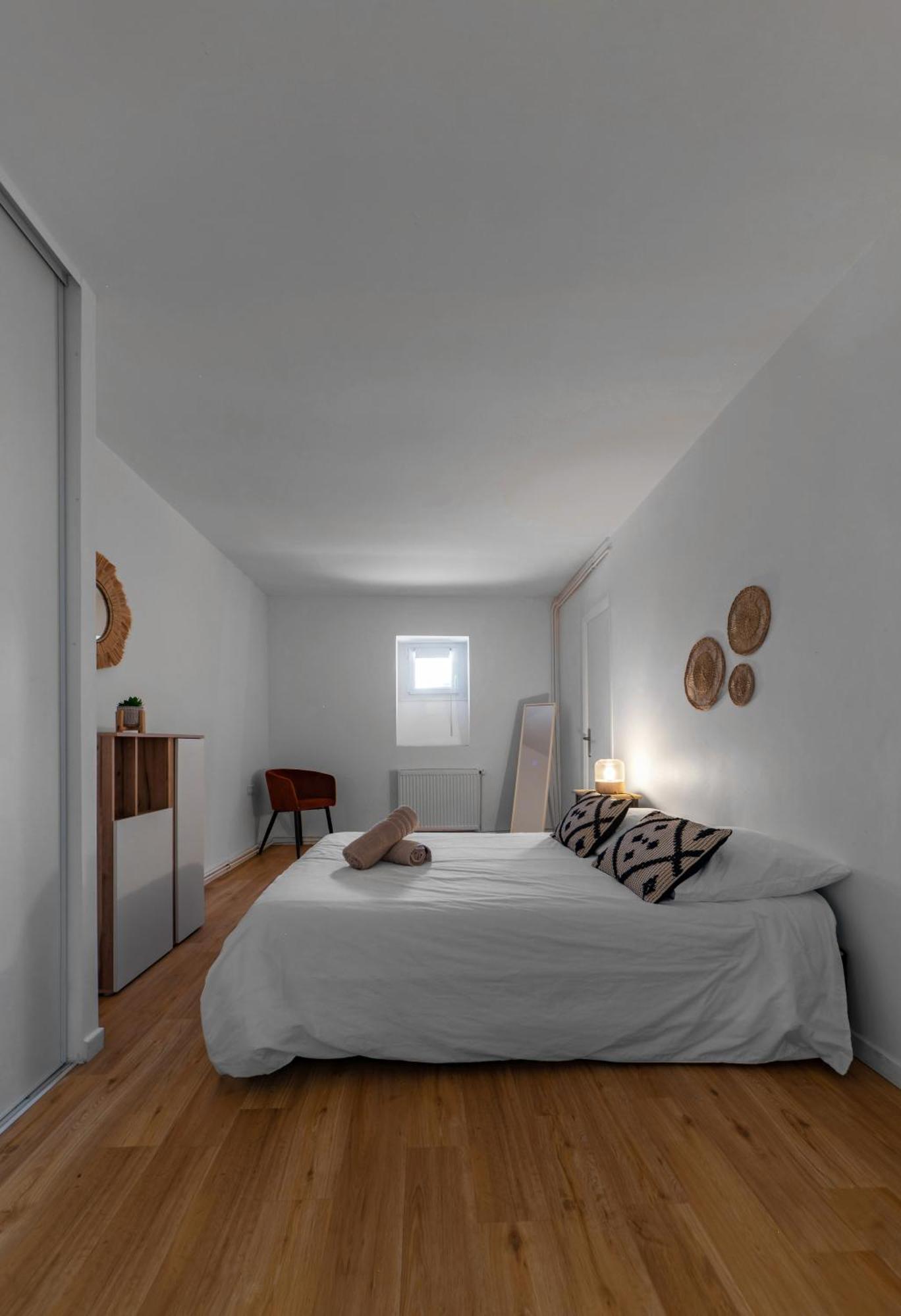 Le Celestin - Appartement 2 Chambres Avec Jardin En Centre Ville Vichy Ngoại thất bức ảnh