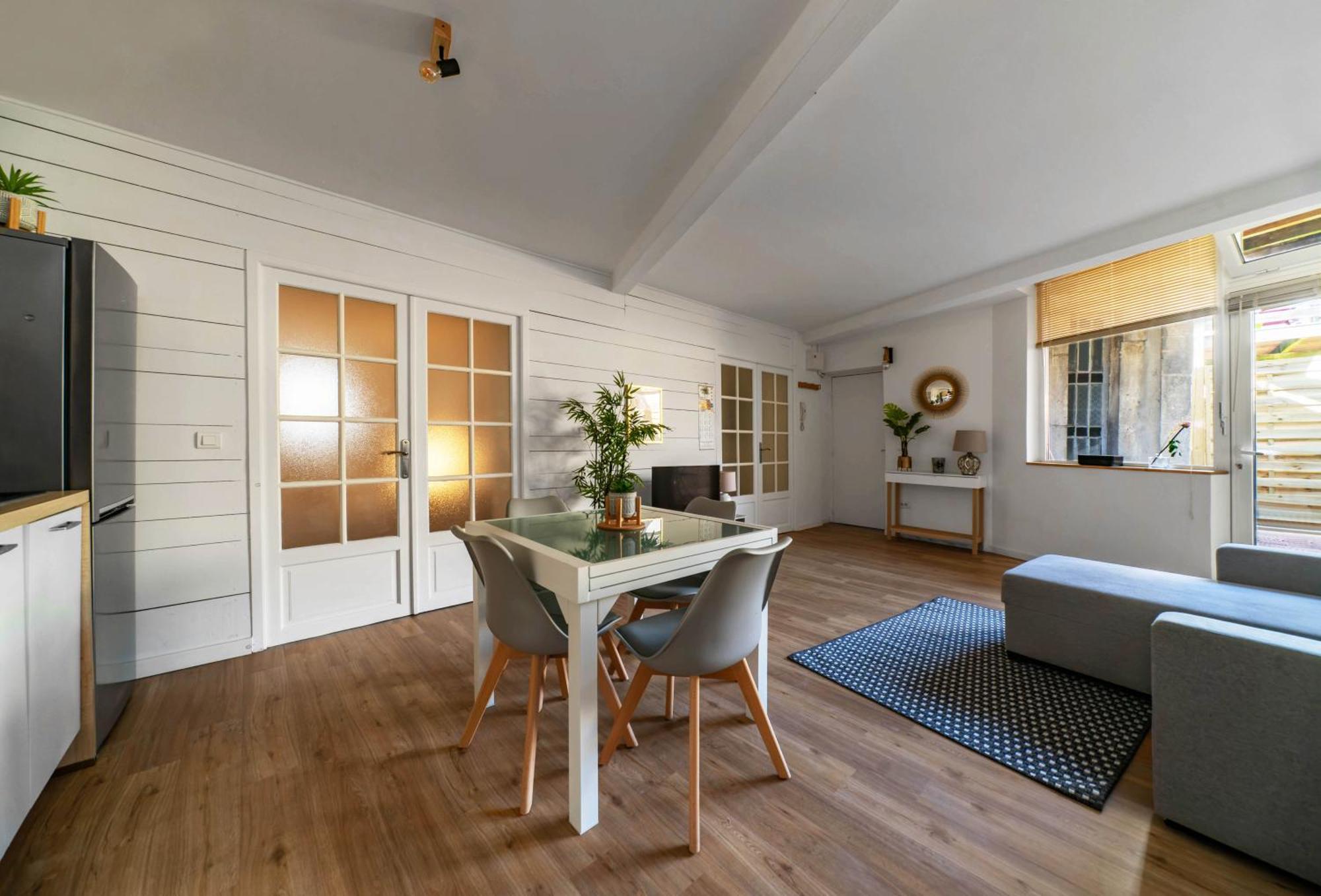 Le Celestin - Appartement 2 Chambres Avec Jardin En Centre Ville Vichy Ngoại thất bức ảnh